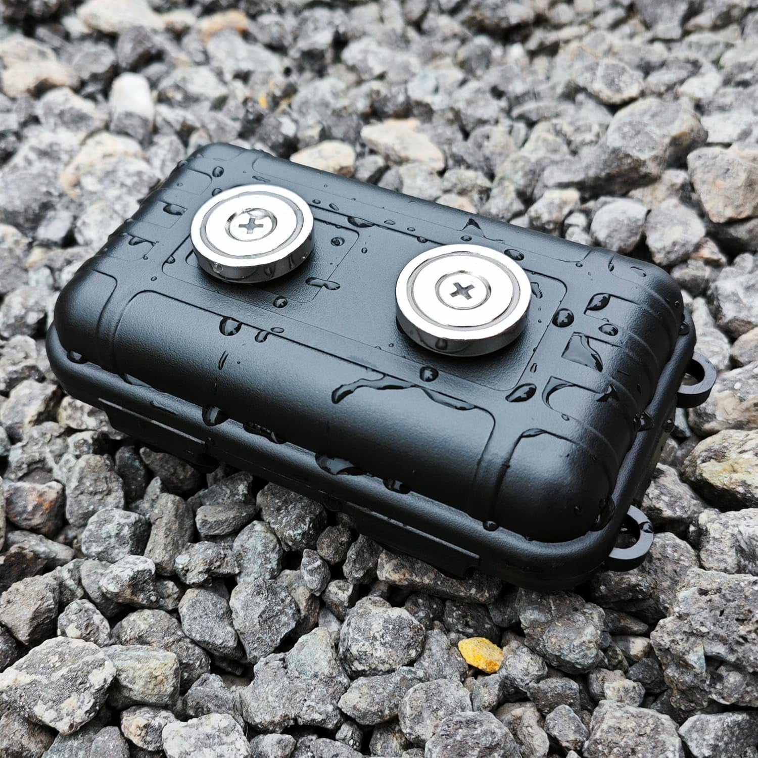 Magnetic Key Holder under Car,Weatherproof Magnetic Key Box under Car,Hide a Key Magnetic Key Box,Hidden Key Holder Magnetic Key Hider Outdoor 【Splash Resistant】